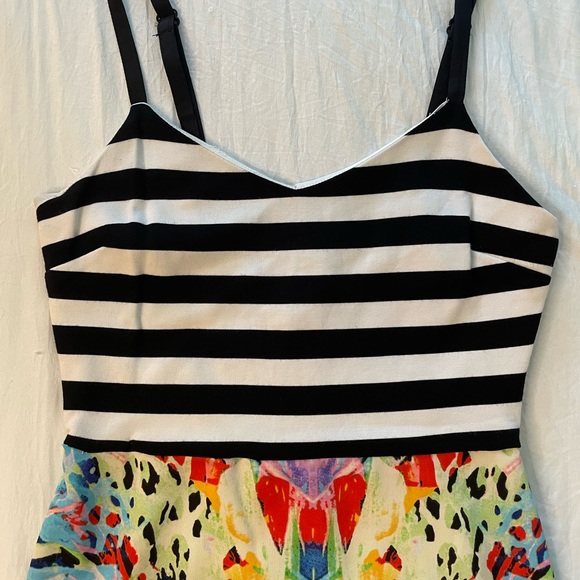 Eclectic Striped Abstract Body Con Mini Dress Women Small - Picture 2 of 6